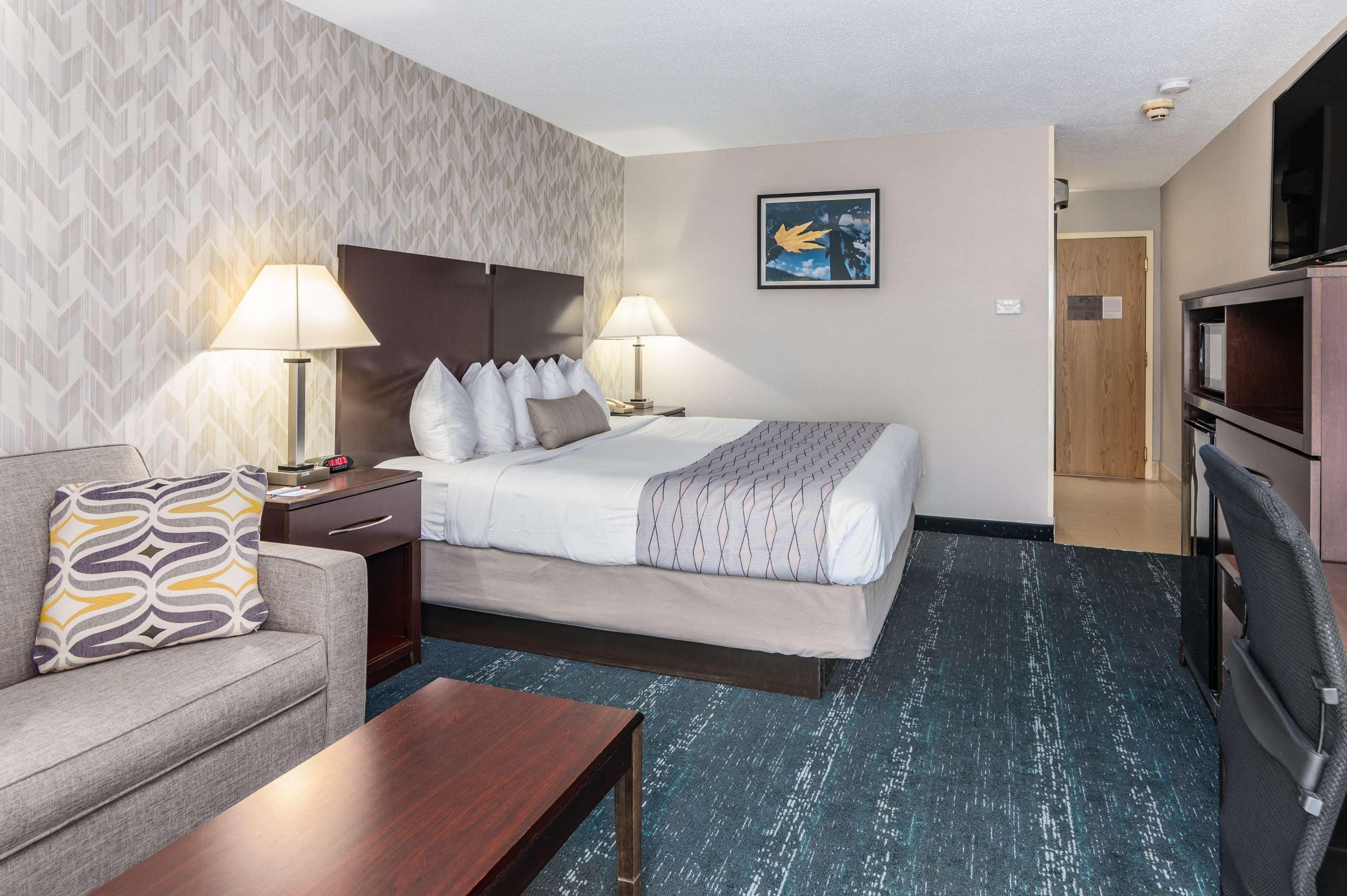 Best Western Plus Keene Hotel Esterno foto