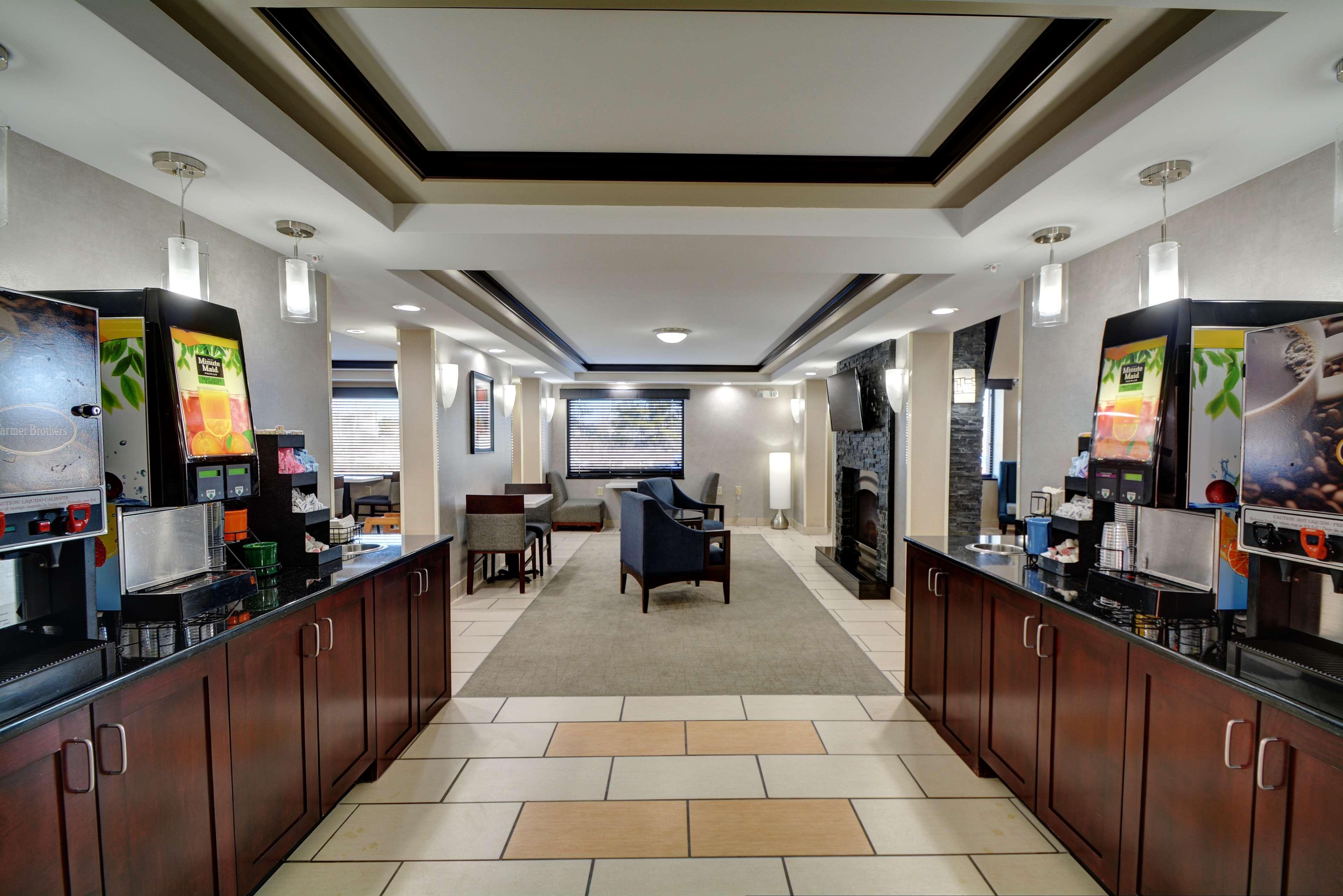 Best Western Plus Keene Hotel Esterno foto