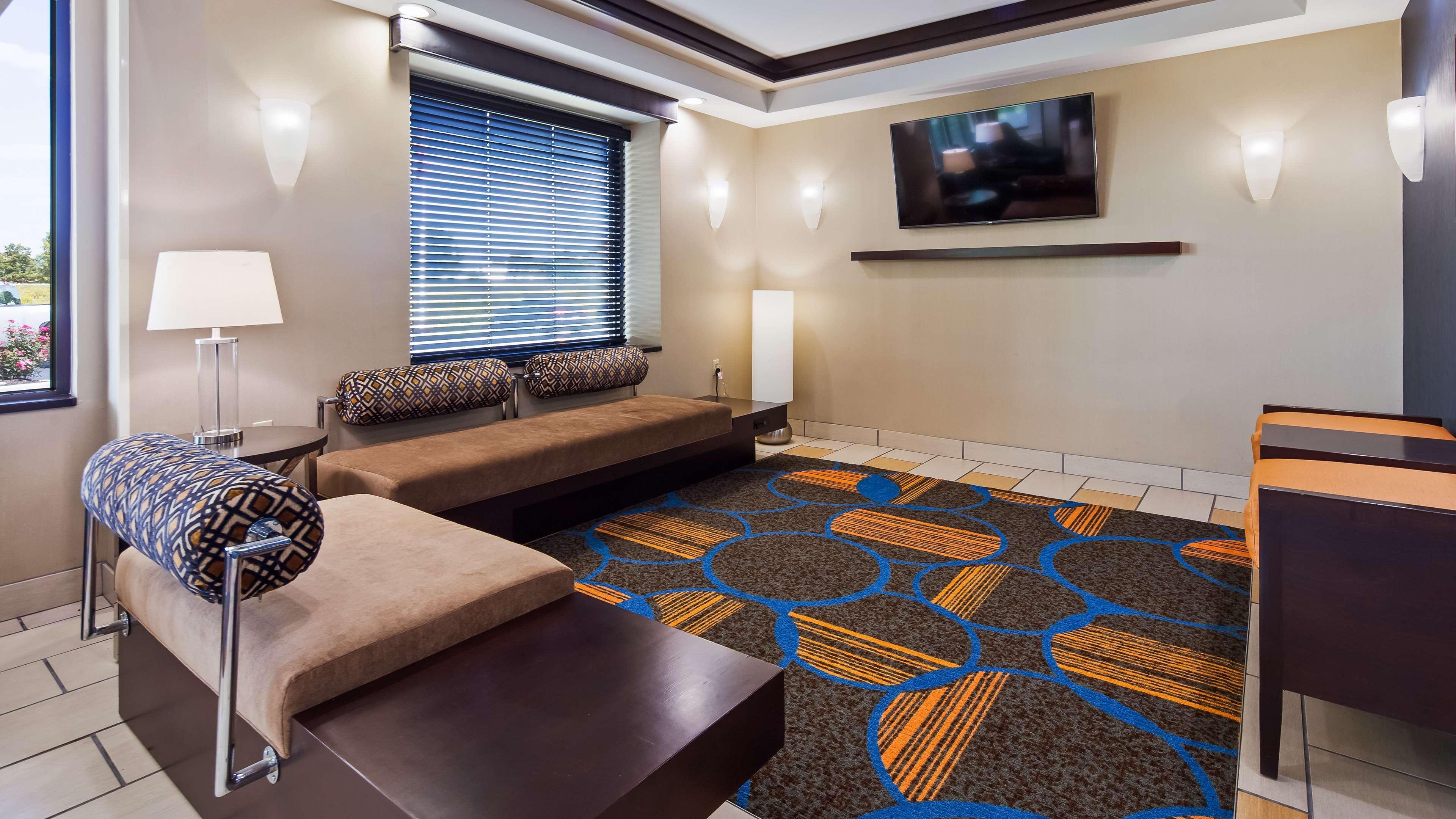 Best Western Plus Keene Hotel Esterno foto