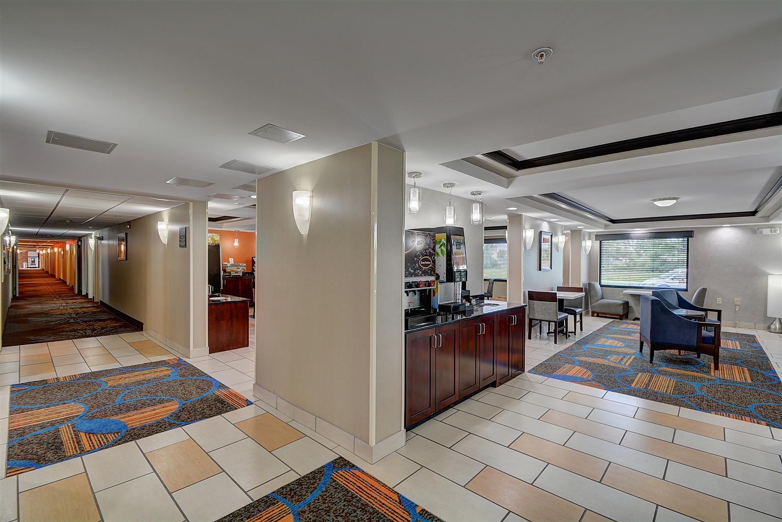 Best Western Plus Keene Hotel Esterno foto