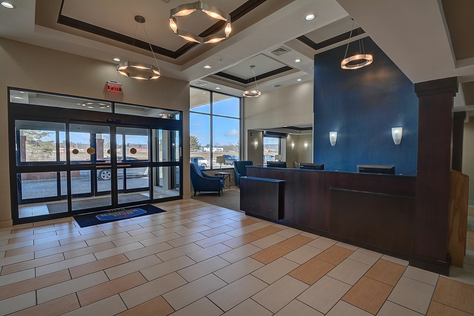 Best Western Plus Keene Hotel Esterno foto